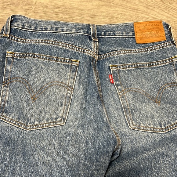 Levi’s Wedgie Jeans - Picture 4 of 4